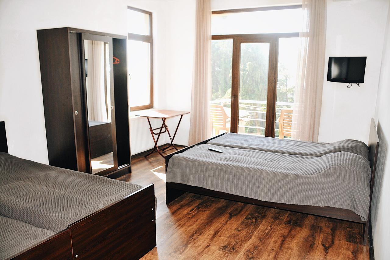 Hotel Sunny Coast Kobuleti Esterno foto