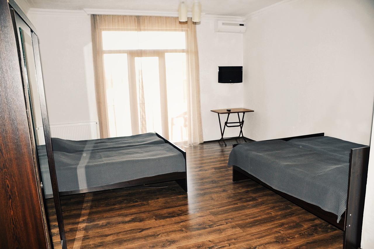 Hotel Sunny Coast Kobuleti Esterno foto