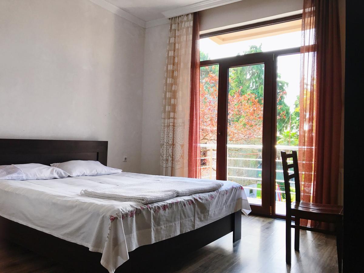 Hotel Sunny Coast Kobuleti Esterno foto